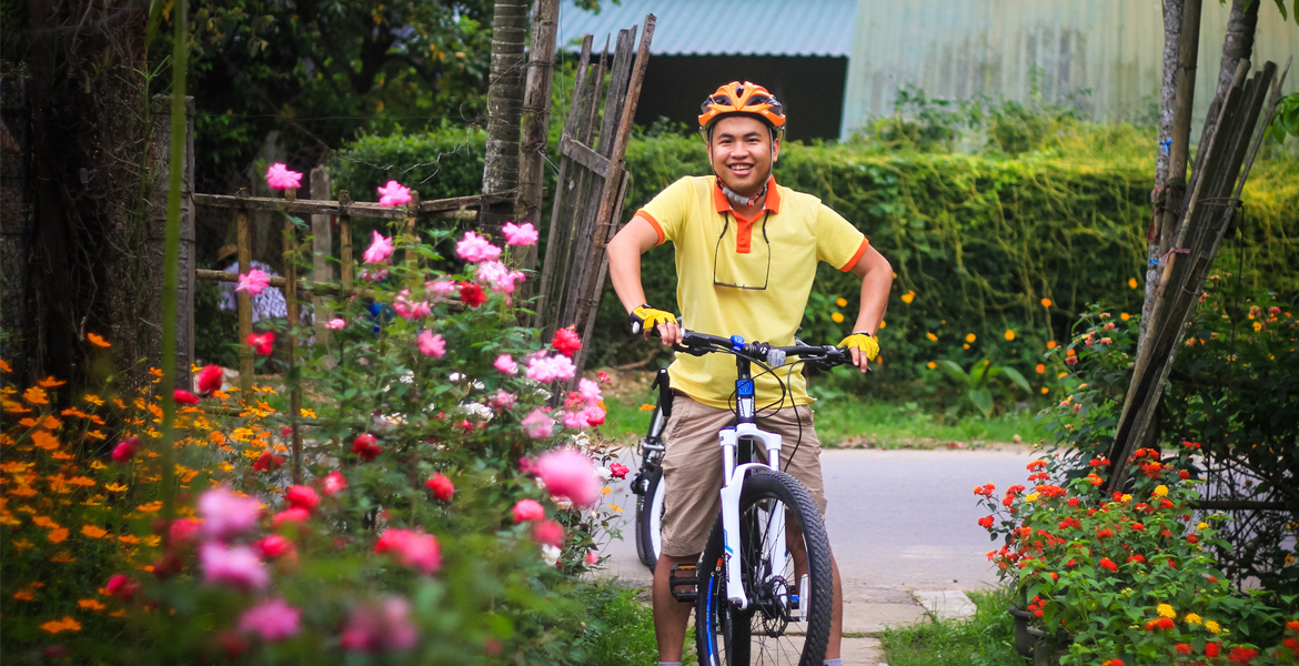 Explore Hue Countryside by Bicycle